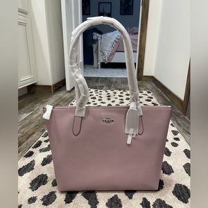 Women’s Coach Purse